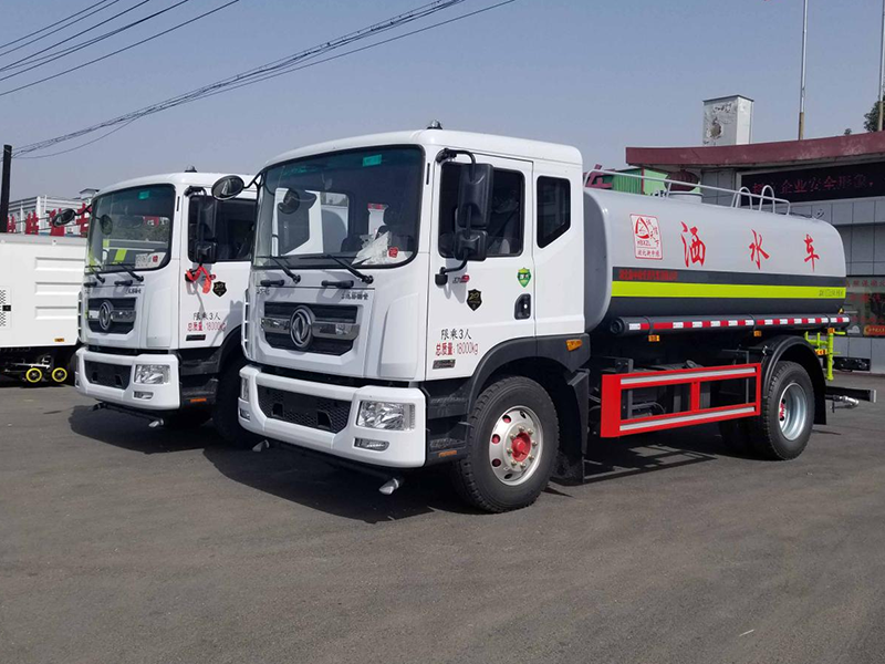 中潔牌XZL5160GSS6型灑水車(chē)