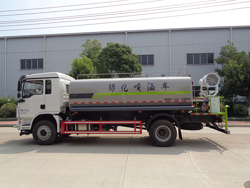 XZL5188GPS6S型綠化噴灑車(chē)