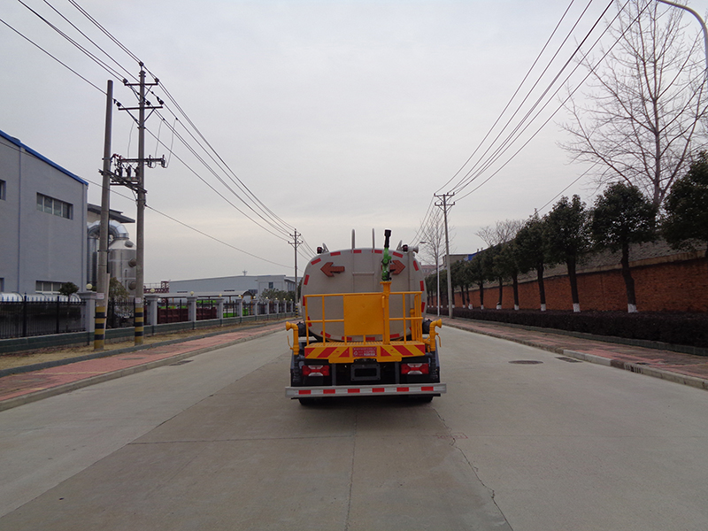 XZL5125GPSBEV型純電動綠化噴灑車