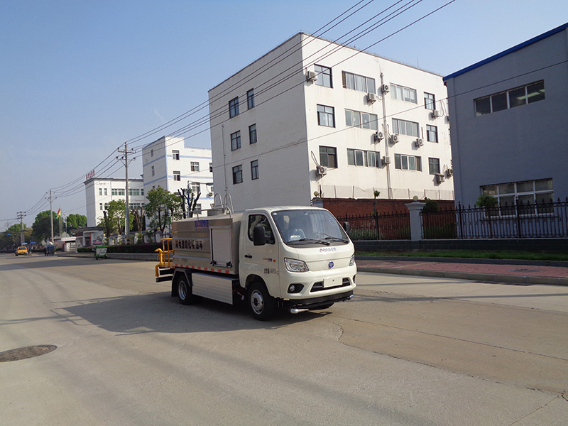 XZL5041GPSBEV型純電動(dòng)綠化噴灑車(chē)