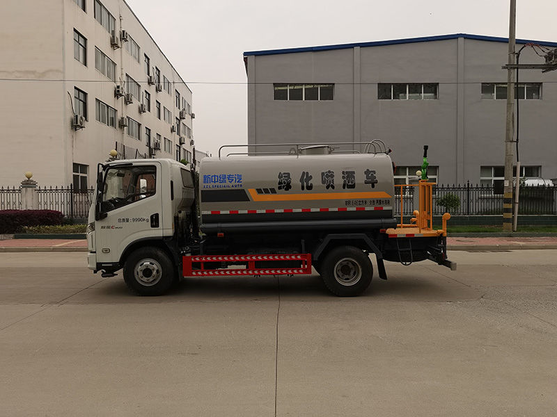 XZL5100GPS6型綠化噴灑車(chē)