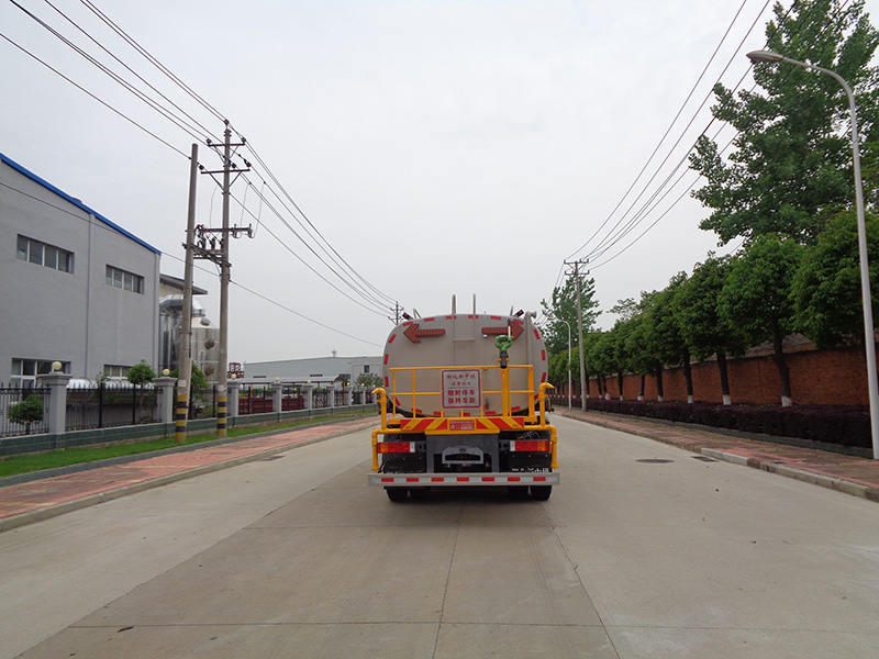 XZL5183GPSBEV型純電動(dòng)綠化噴灑車