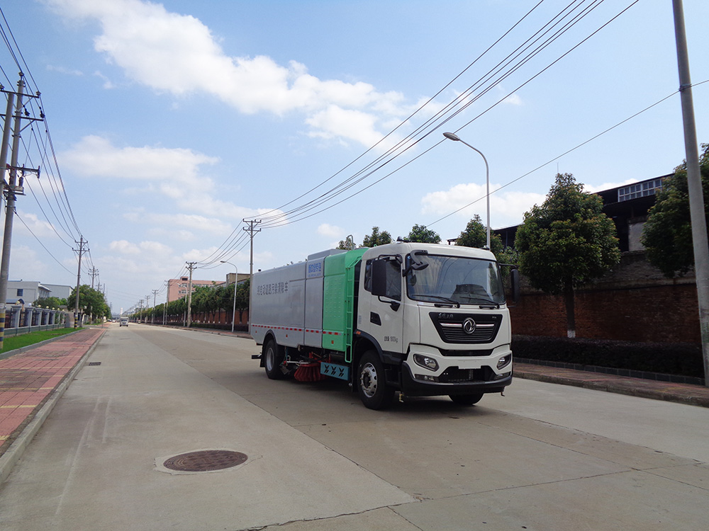 XZL5182TWQBEV型純電動道路污染清除車