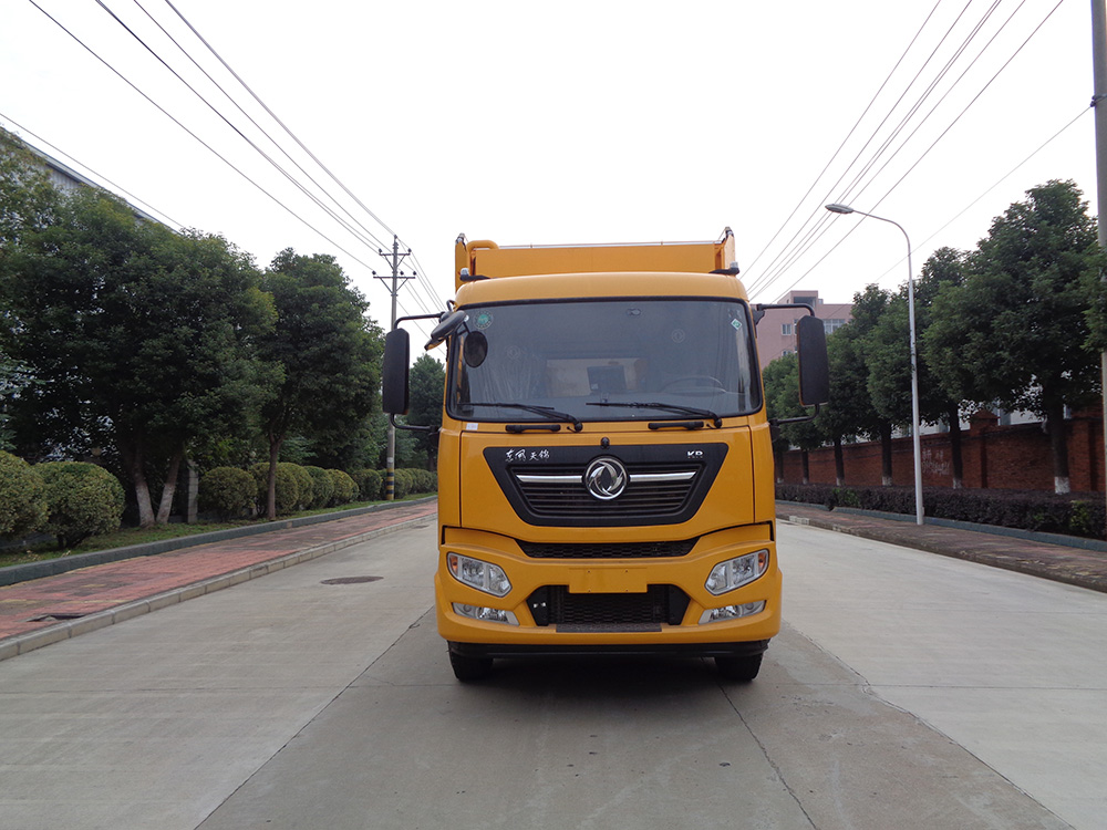 XZL5160XZC6型野外自行式炊事車