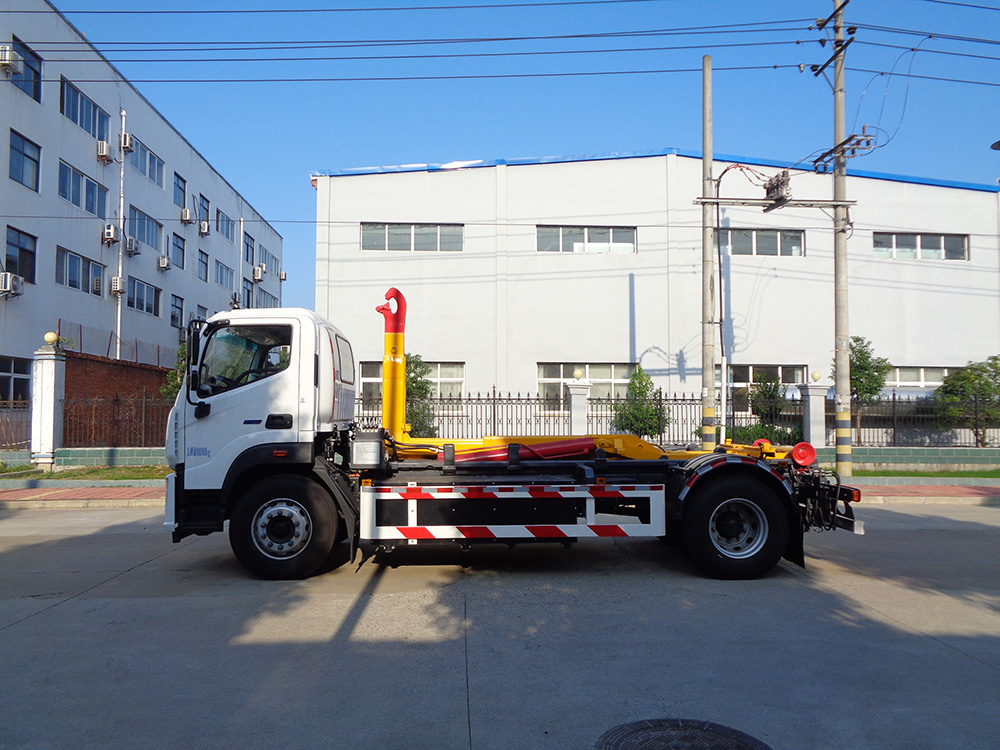 XZL5184ZXXBEV純電動(dòng)車廂可卸式垃圾車