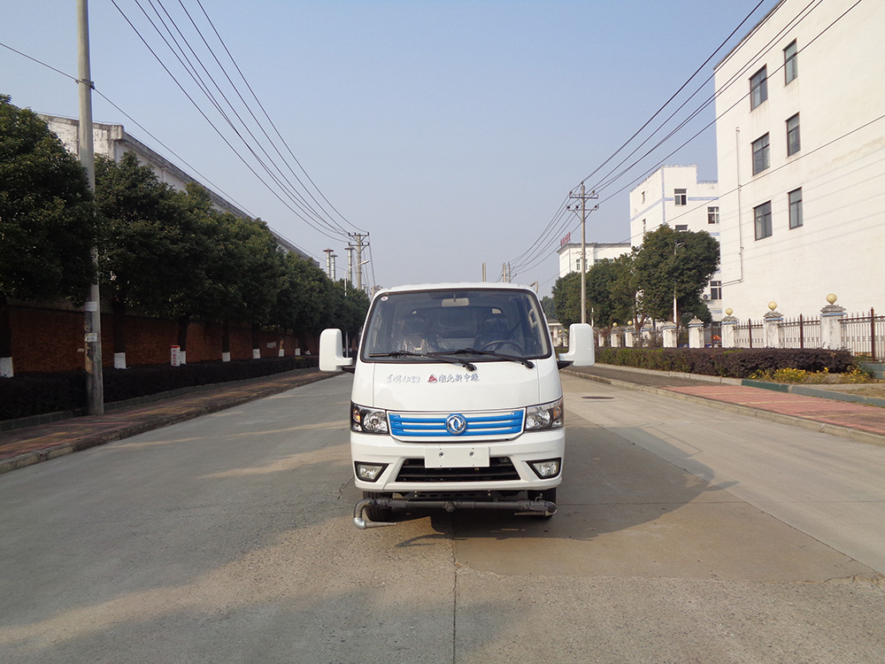 XZL5042GPSBEV型純電動(dòng)綠化噴灑車(chē)