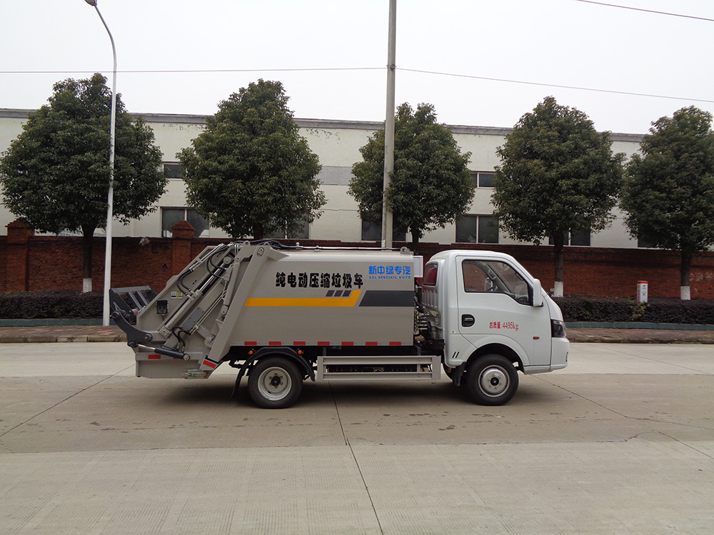 XZL5042ZYSBEV型純電動(dòng)壓縮式垃圾車