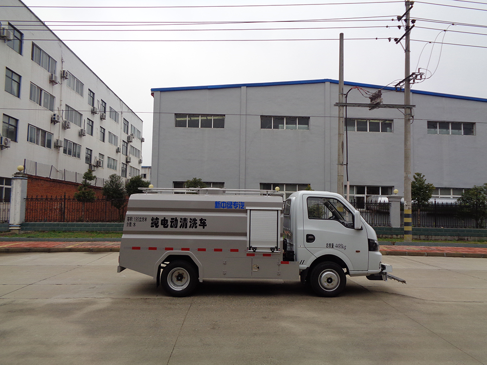 XZL5042GQXBEV型純電動(dòng)清洗車(chē)